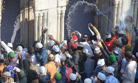 Bareilly: Perfume, Rose, Kevda, Sandal, Jaffran fragrance in Qusbe Alam's Gusl