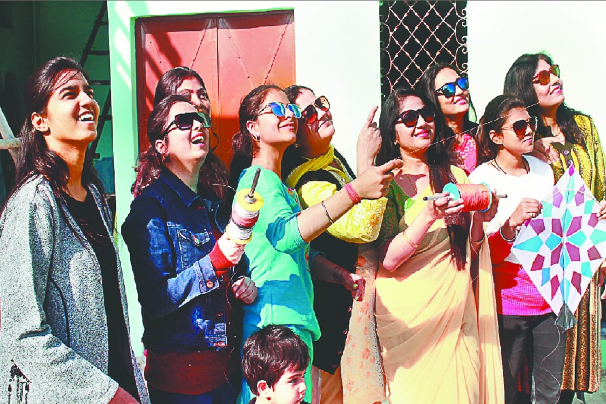 Basant Panchami 2020, People of Meerut flew kites on Vasant Panchami
