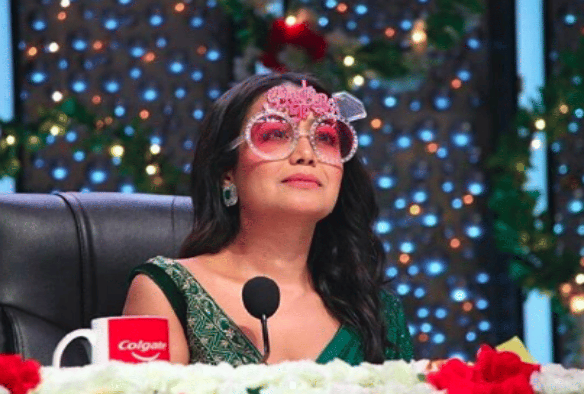 neha kakkar and aditya narayan bachelorette party indian idol 11 show
