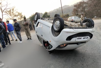 Private bus crushes girl riding scooty  in Kangra in himachal pradesh