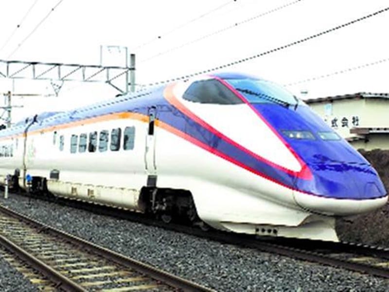 Prayagraj should be included in the route of bullet train
