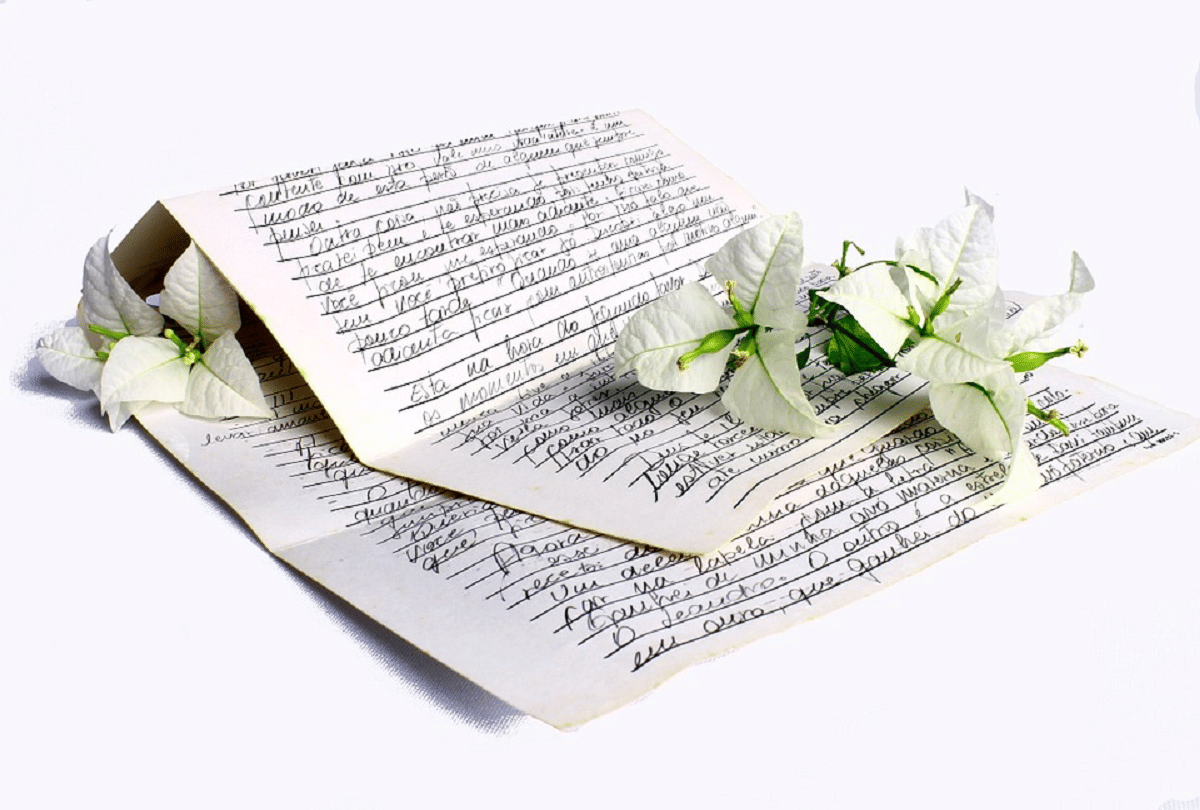 The lost art of letter writing in digital era most of Youth express love via facebook whatsapp