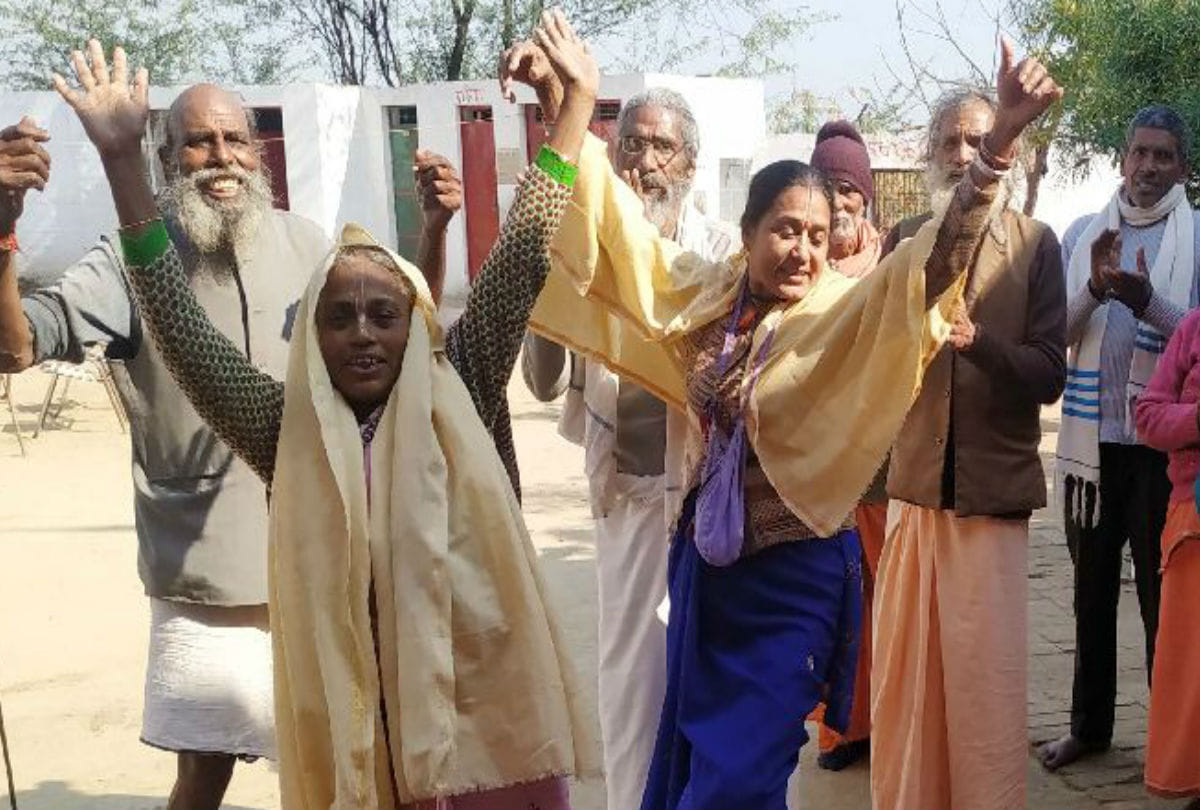 Saints Arrived from West Bengal At Bateshwar