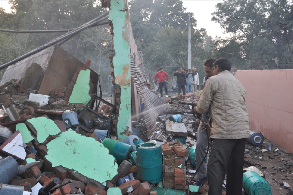 Fierce fire set in a firecracker factory at Shamli of Uttar Pradesh