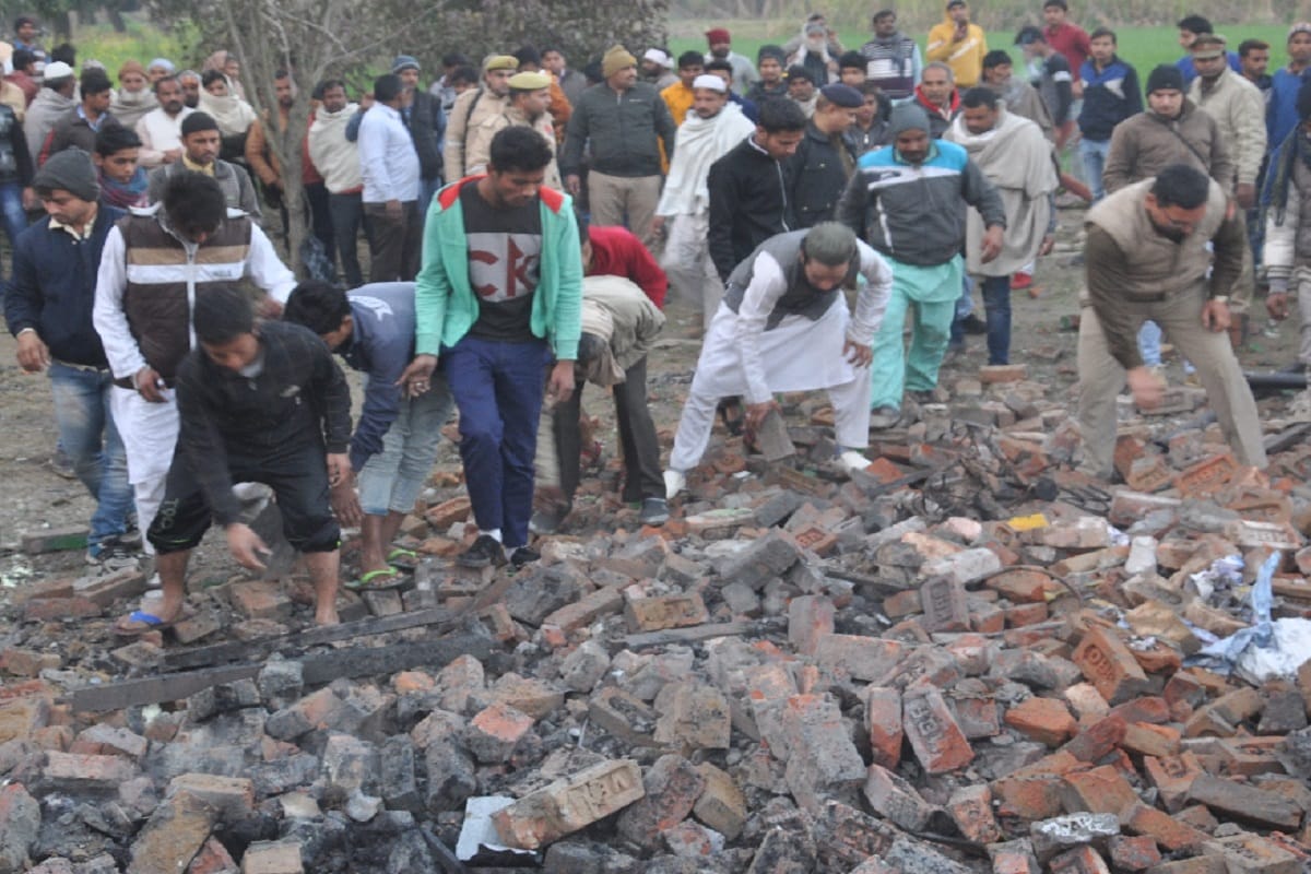 Many family is very loss after five peoples death in blast at Shamli district of Uttar Pradesh