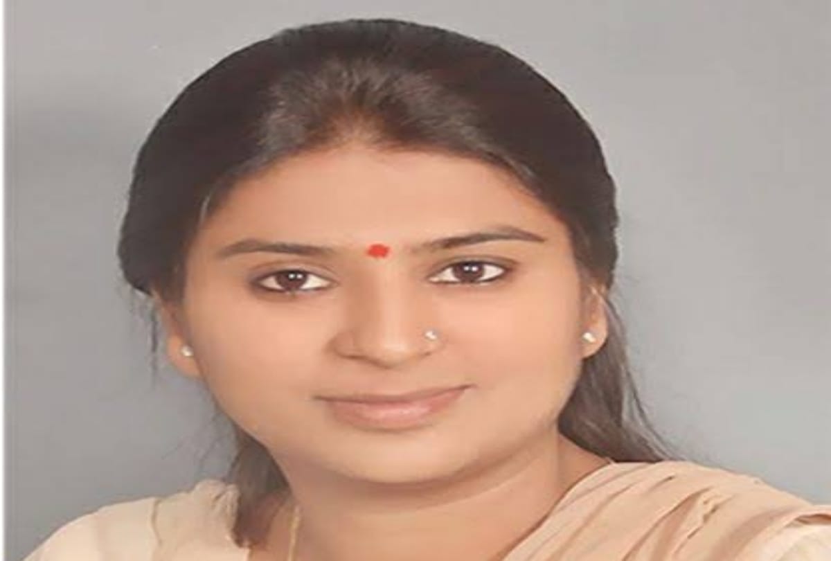 BJP sacked Mahila Morcha state minister Shrestha Joshi from the post