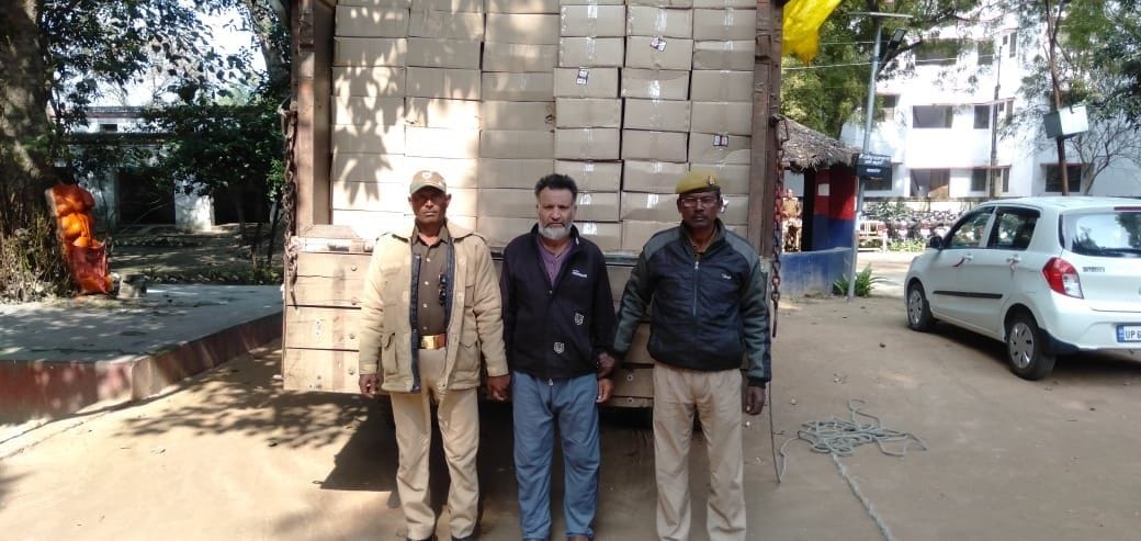 STF caught 50 lakhs illegal wine in Nawabganj