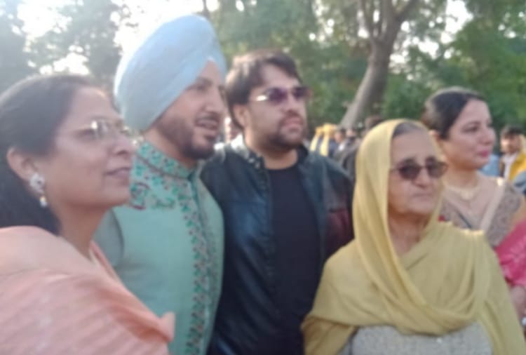 Renowned Singer Gurdas Maan's Son Gurickk Maan to marry Simran Kaur Mundi