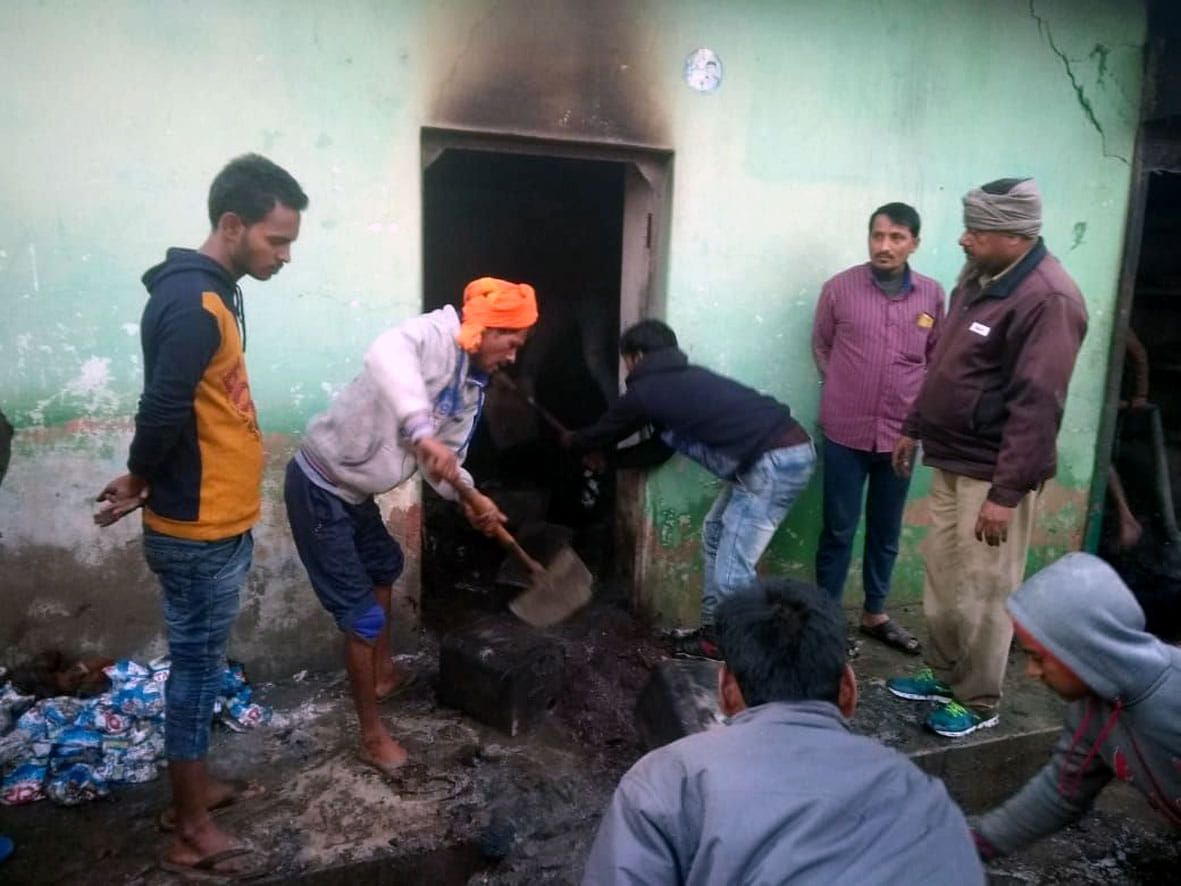 fire in shop in chitrakutt