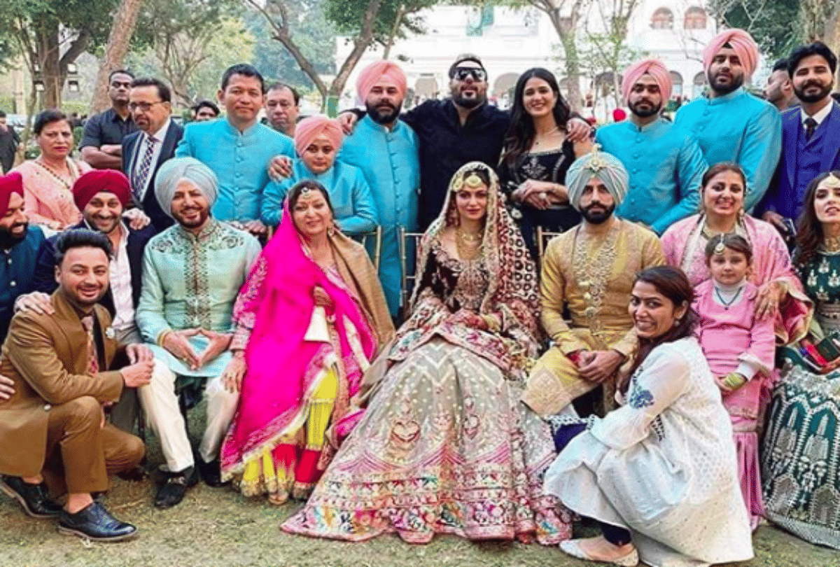 gurdas maan son gurickk maan married to Simran Kaur Mundi here unseen pictures