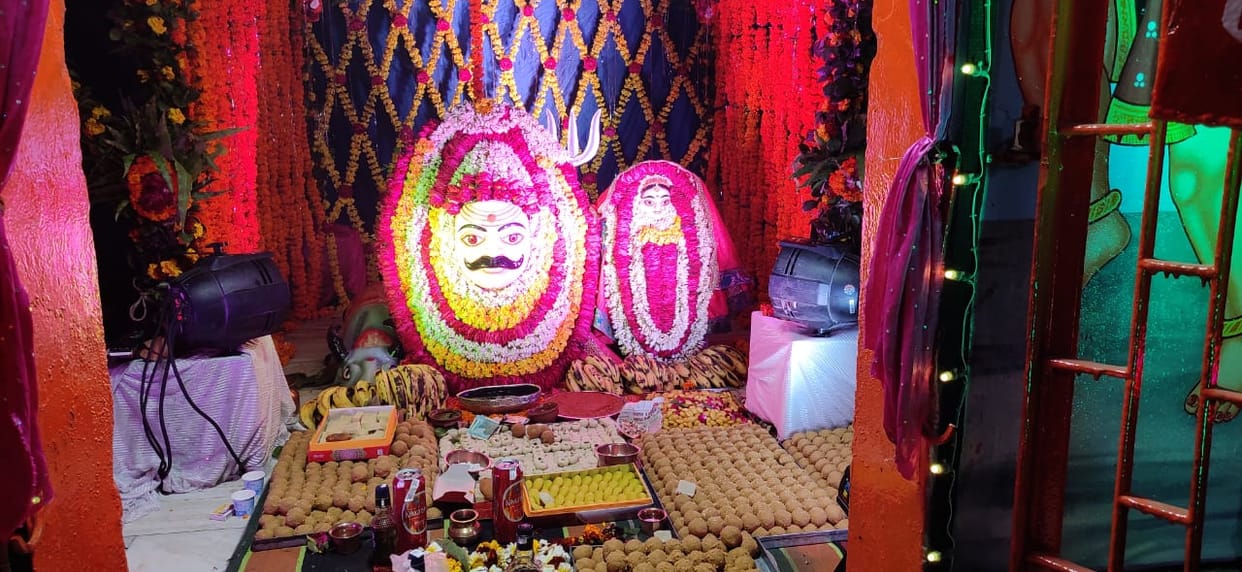 Devotees visit the panoramic tableau of Baba Bhaisasur and Mata Shire
