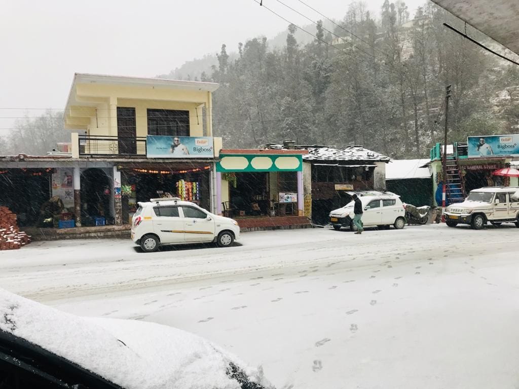 Snow in Shama, Badiakot, Pinakeshwar