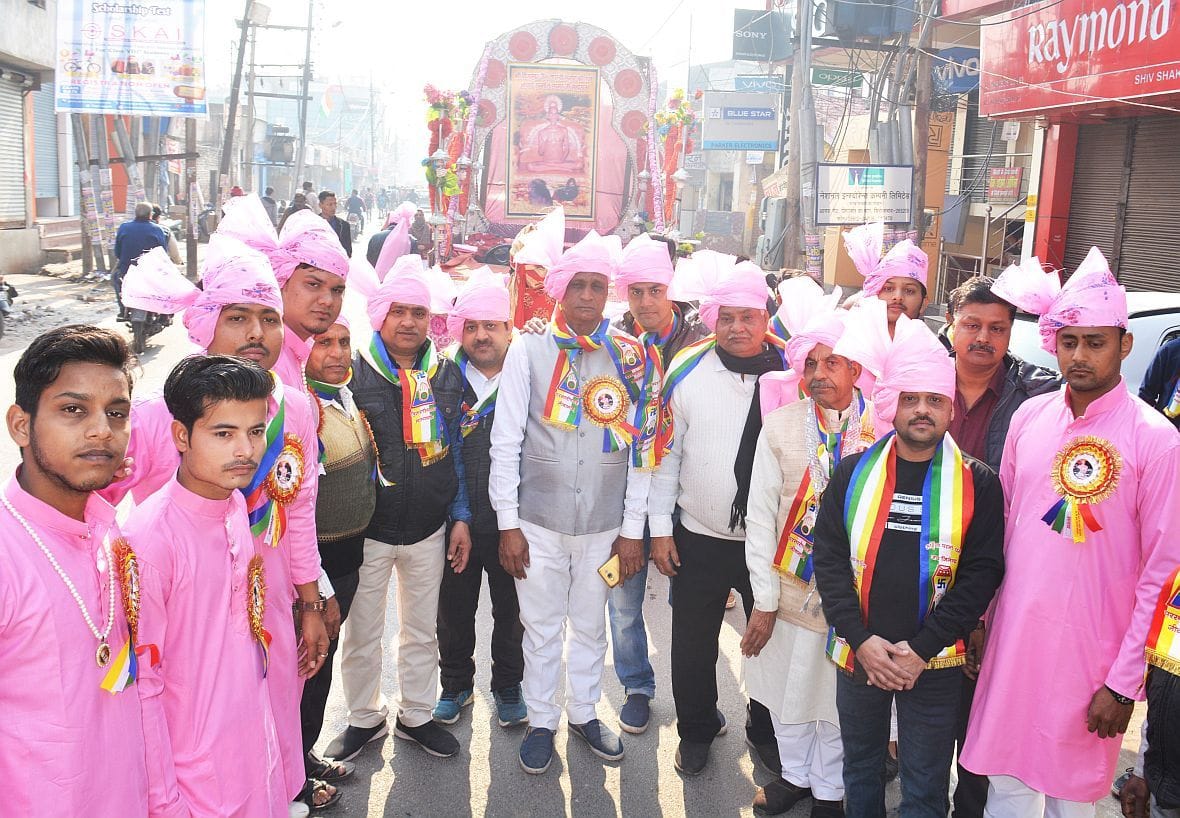 shobhayatra nikali