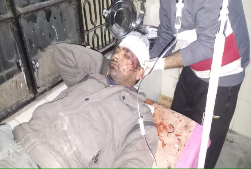 Mountain Collapse on Badrinath Highway, Debris fall on car and Houses Se  photos