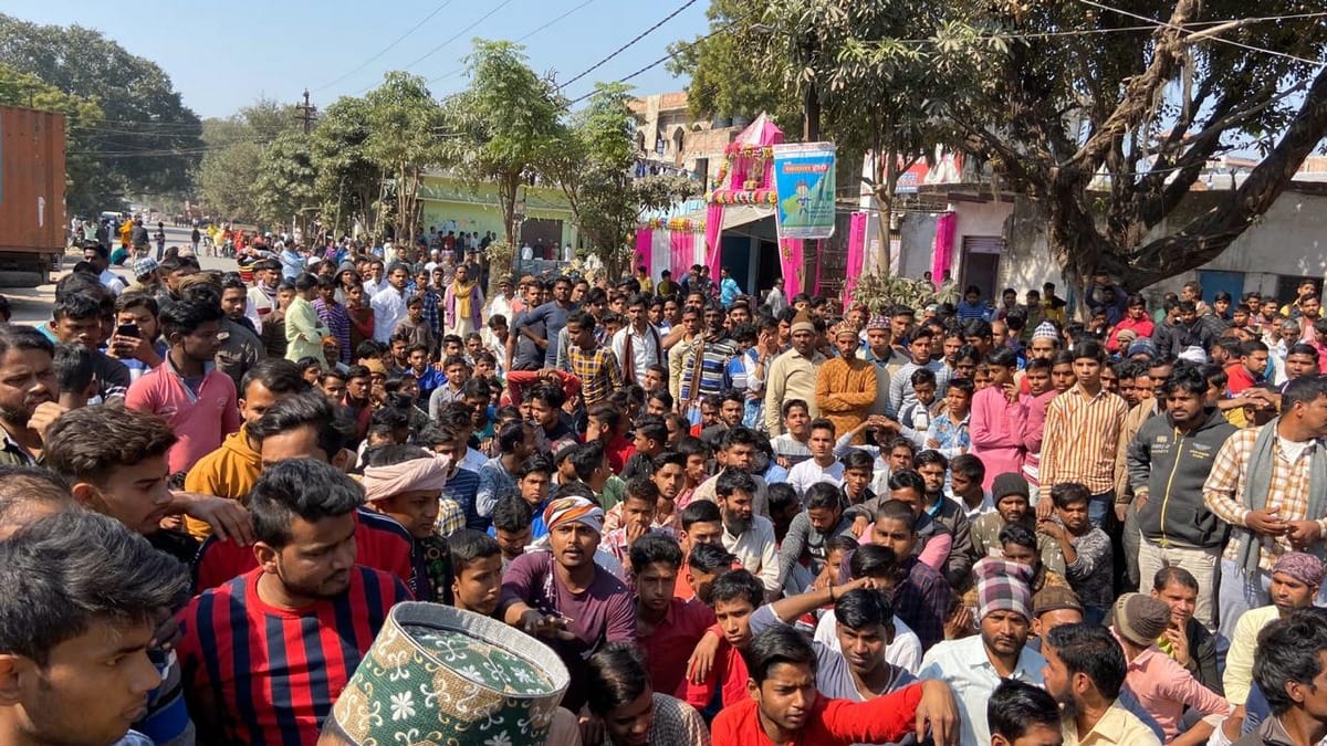 Police arrested a person comment on a religion on social media chandauli