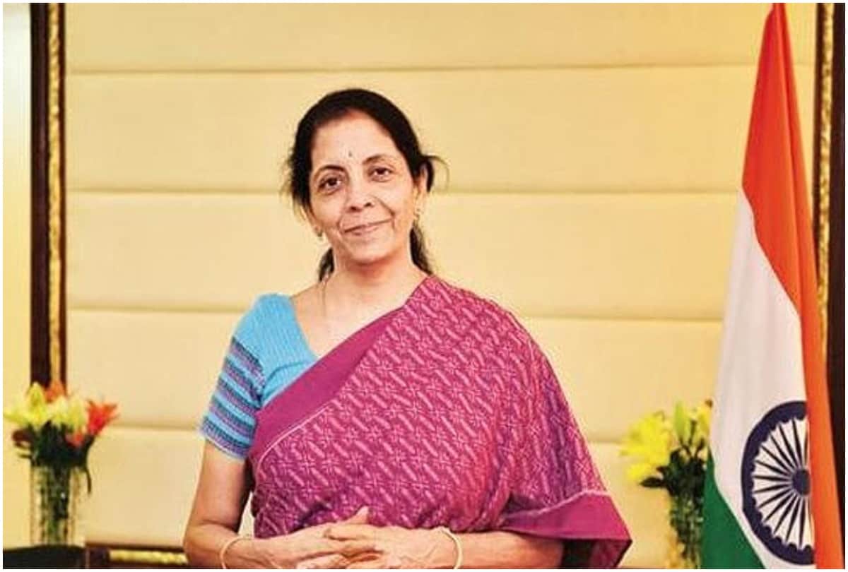 budget 2020 finance nirmala sitharaman dressed in yellow kanjivaram saree