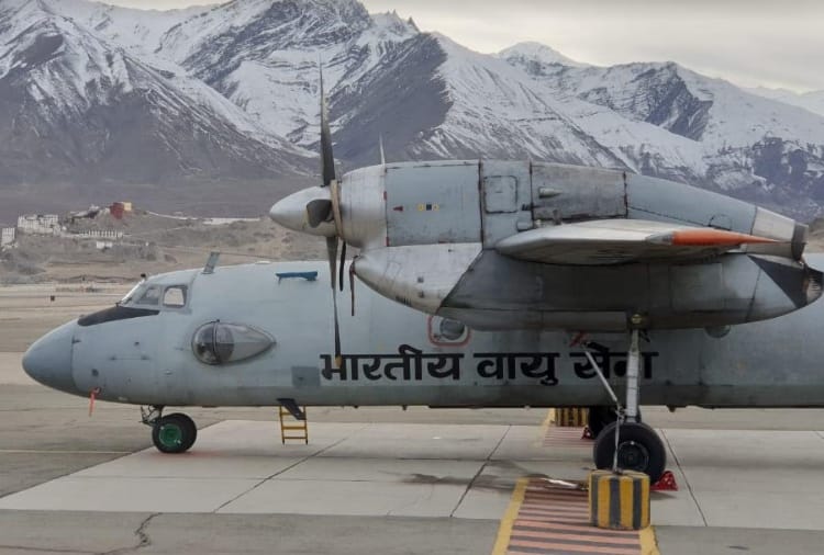 Indian Air Force: AN-32 aircraft arrives at Leh with biojet fuel