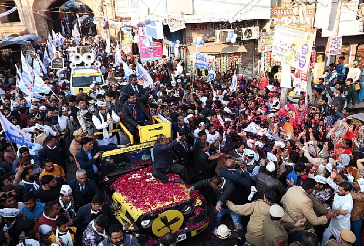 AAP N0 to big rallies in Kejriwal centric campaign