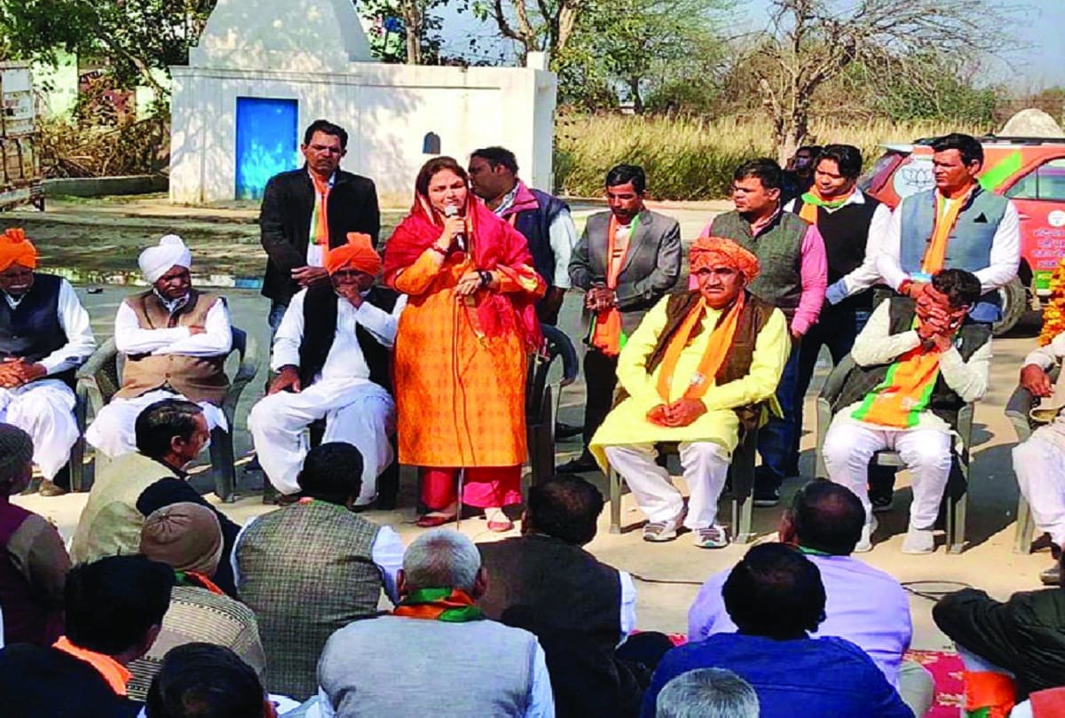 Pravesh's wife took command of the campaign for delhi election 