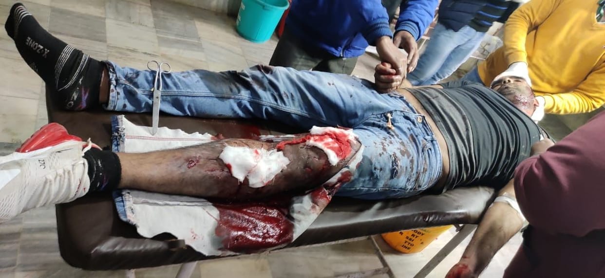 Deadly attack on youth with sharp weapon, condition critical