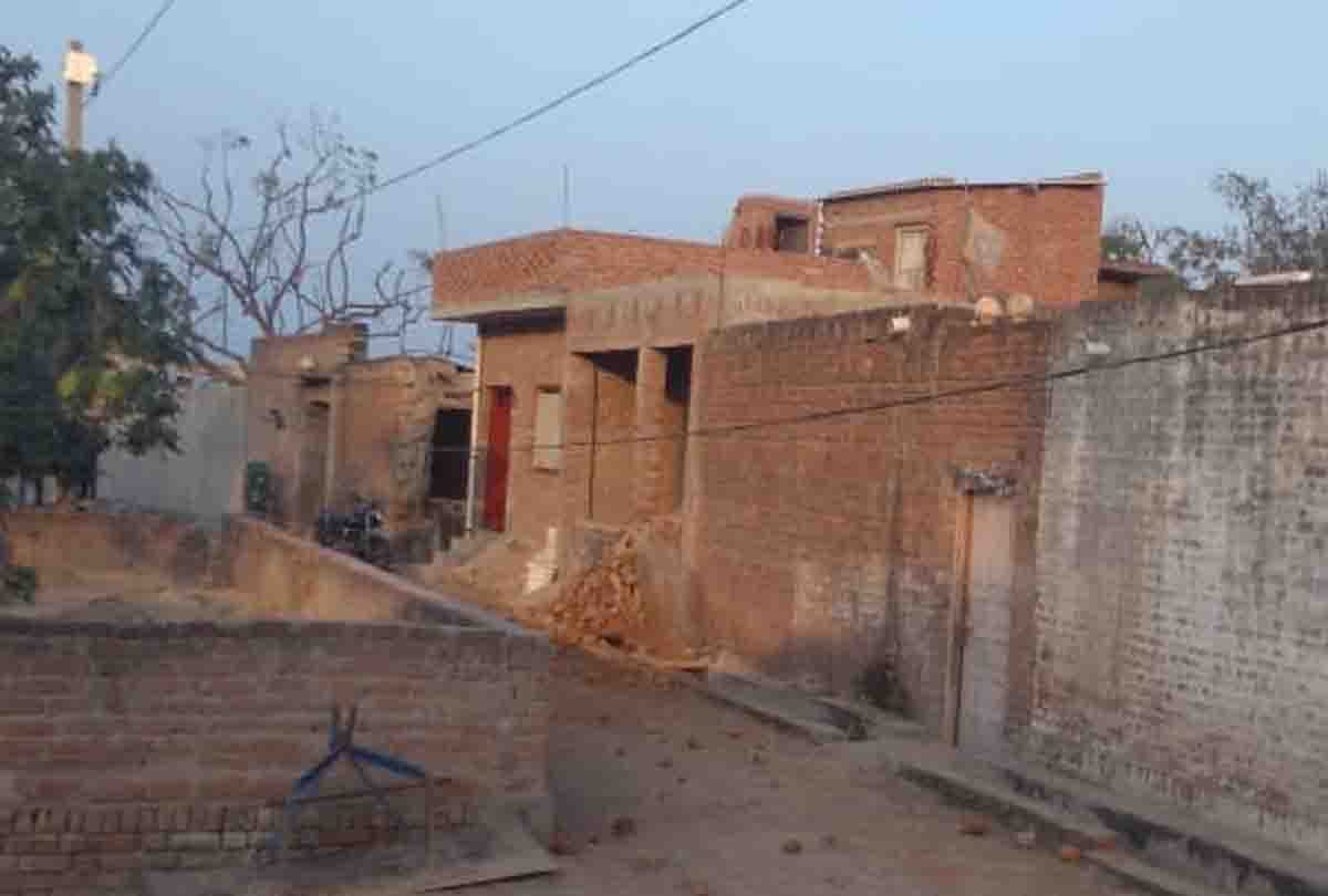 farrukhabad: Subhash planted bombs on the premises of the house
