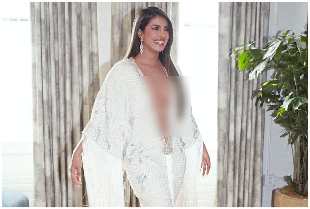 Priyanka Chopra bold dress in Grammy Awards 2020 know how she avoid Oops moment
