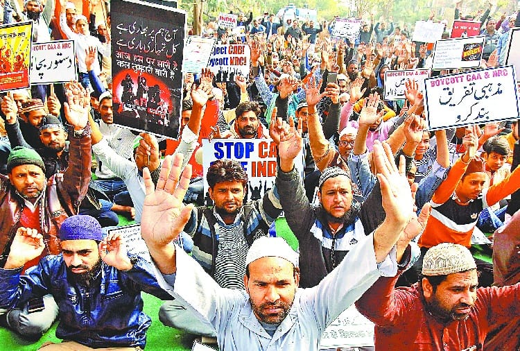 Man Opposed People Protesting Against Citizenship Amendment Act, NRC