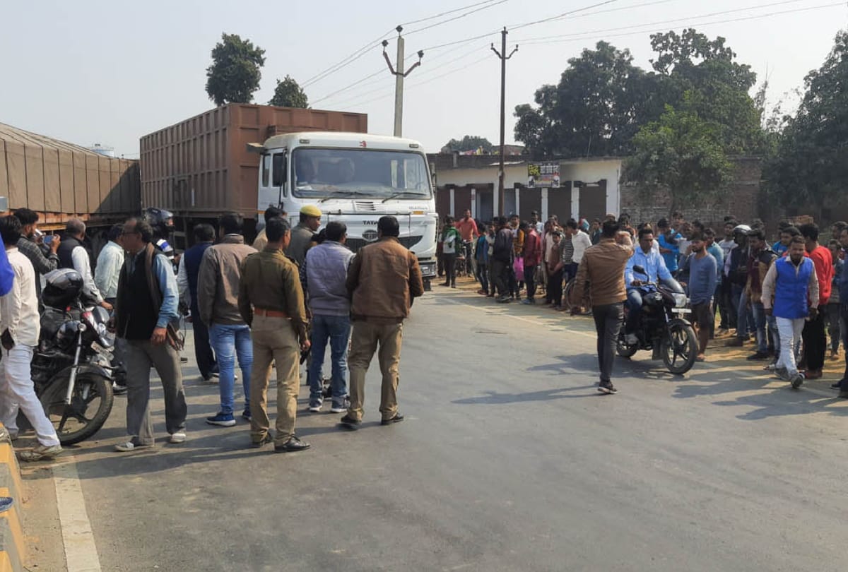 Mandi committee's retired worker dies after being hit by truck