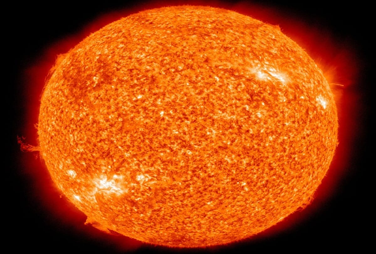 China Turns on Nuclear-Powered Artificial Sun, ten times more powerful than real