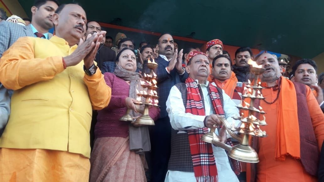 Ganga Rath Yatra left after Aarti and Pujan in Buxar