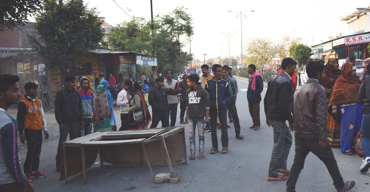 road jam in mainpuri