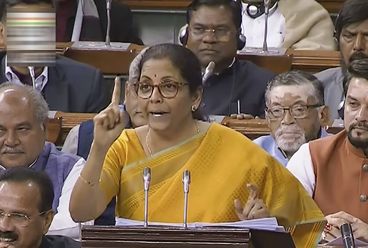 Budget 2022 was presented in 1 hours 31 minutes the record of longest budget speech was also in the name of Sitharaman