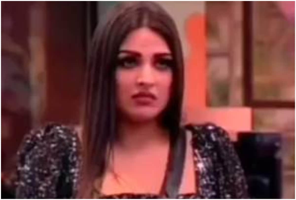 did Himanshi Khurana Reveals Salman Khan Forces Her to Say I Love You To Asim Riaz