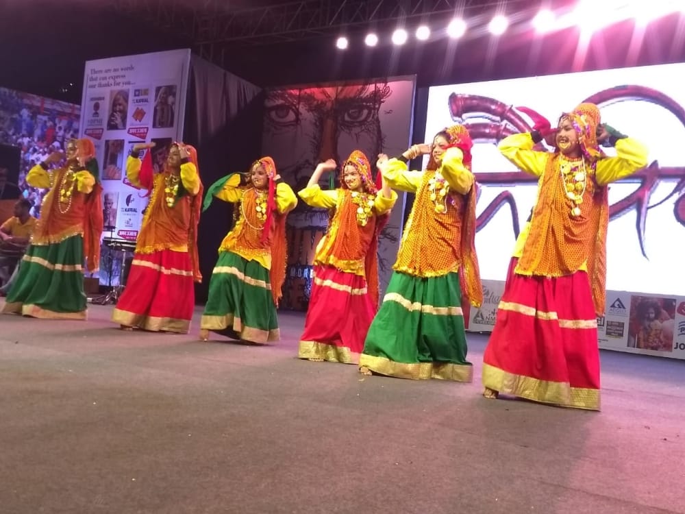 International women day 2021: neha elaborate kumaon culture with folk dance training