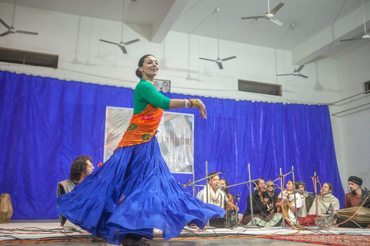 hare krishna sankiratan in mathura