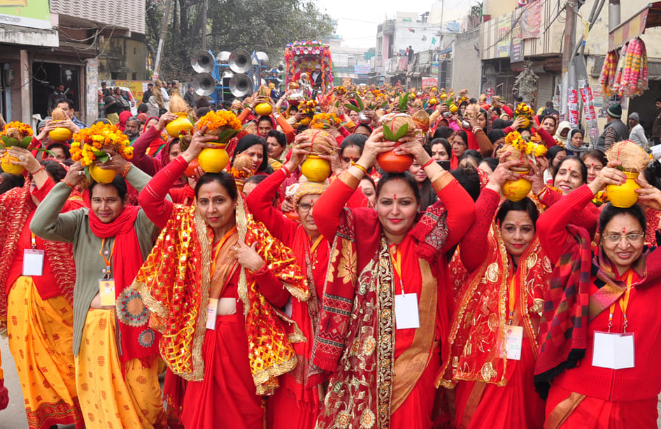 Mangal Kalash Yatra with great pomp, shouted Prabhu ji