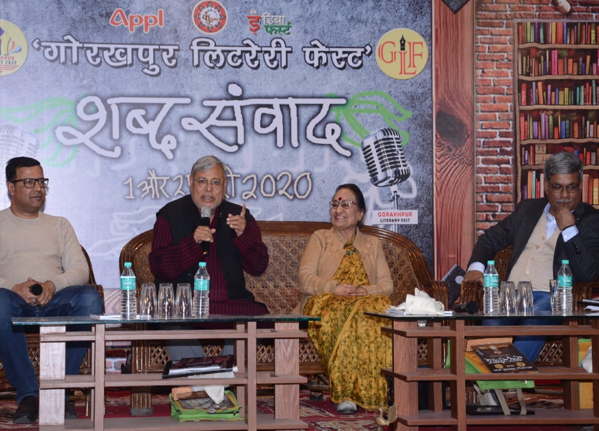 Writers and journalists discussion about Literature topic in Gorakhpur Literary Fest