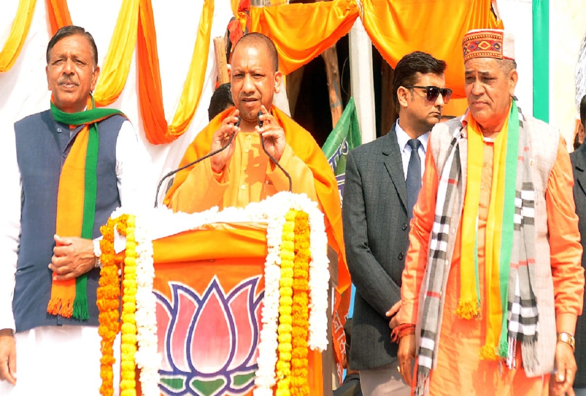 Yogi fiercely played Hindutva card in delhi election campaign