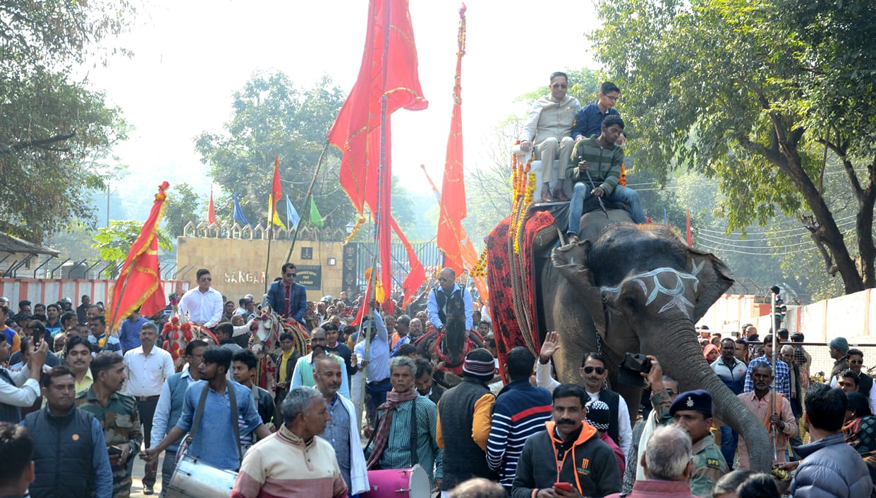 Army marches with elephant, horse and wagons to mark confluence procession