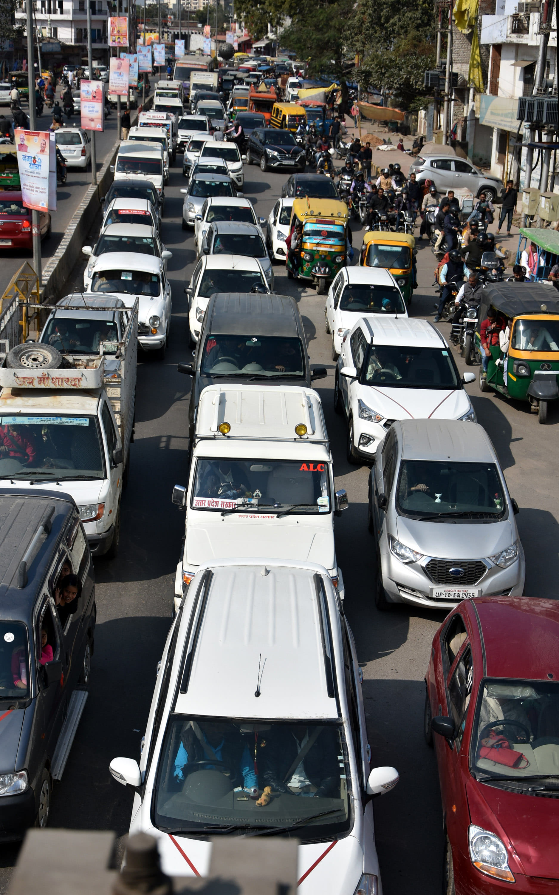 Heavy jam on roads from Sangam to CMP College