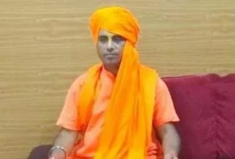hindu mahasabha leader Ranjit Bachchan had three marriages, who are the three wives