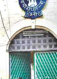 30 accused sent to naini jail