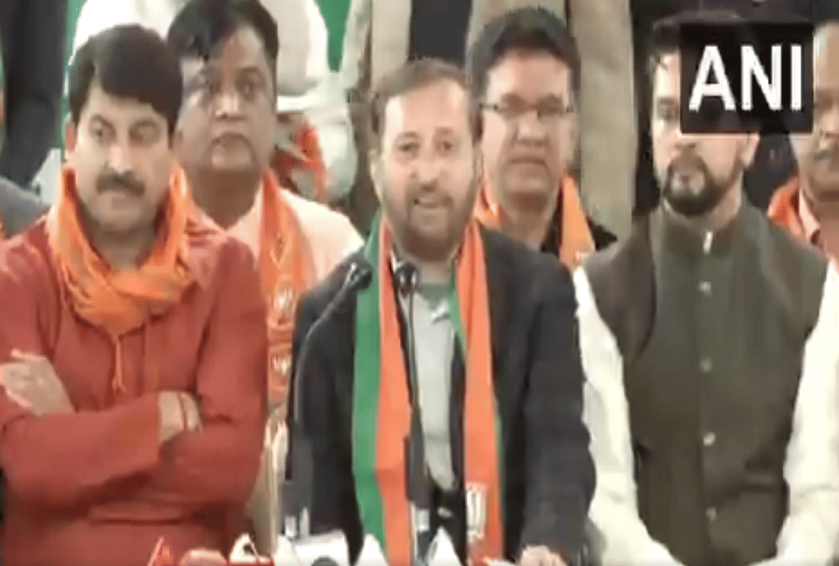 Delhi assembly Election 2020 prakash javadekar calls kejriwal terrorist says there are many proofs