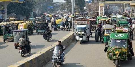 Built Shyamganj flyover but forgot to build service lane