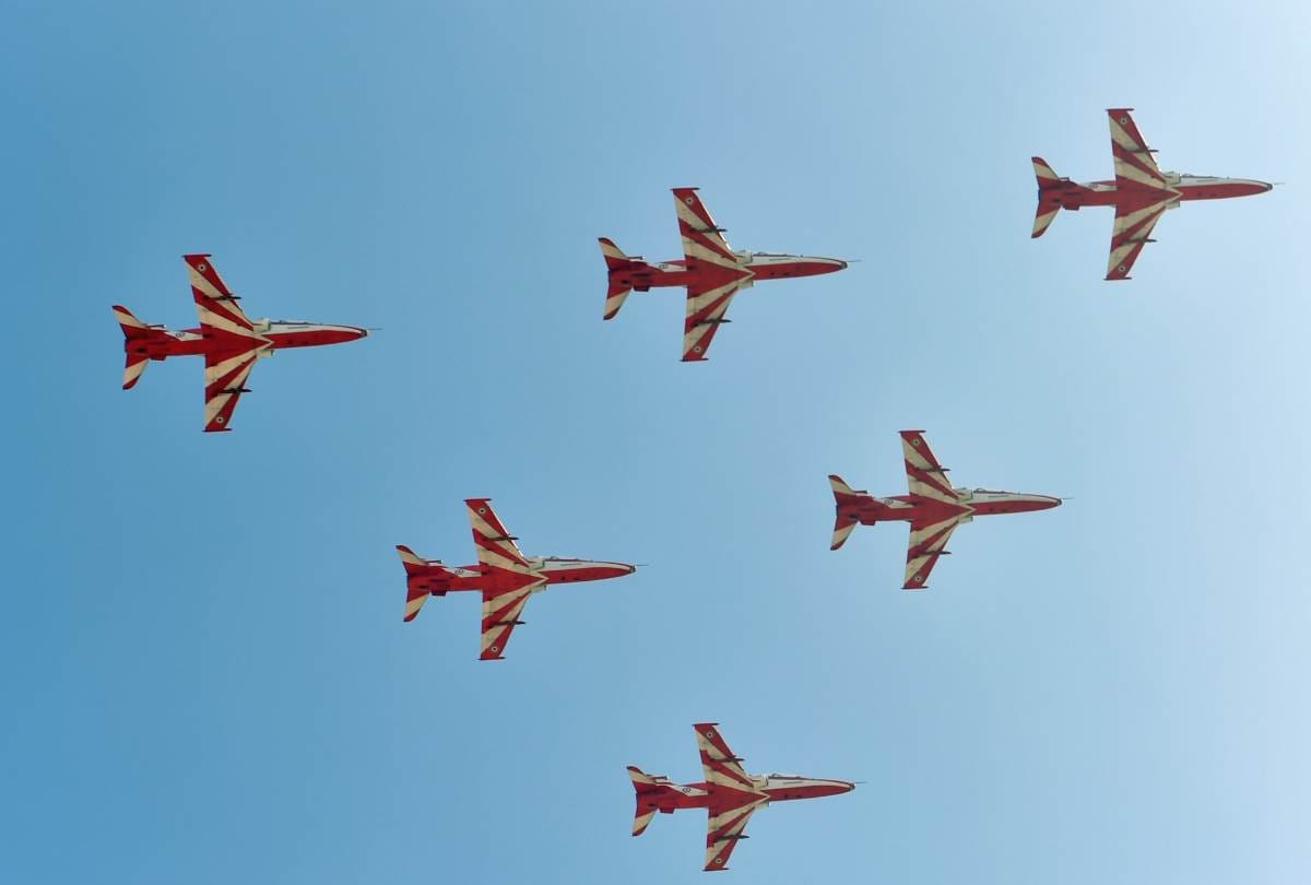 practice of flying display for defence expo in lucknow