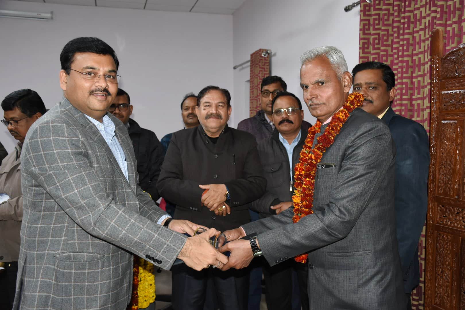 26 employees of Izatnagar Railway Division retire