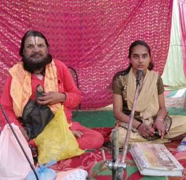 Women on the path of devotion, the craze of becoming a fast-growing story Vyas
