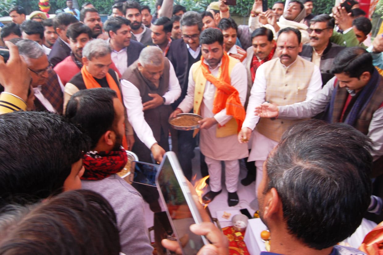 better roads are assist in the development of country
