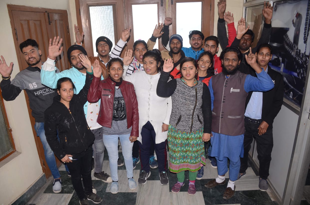 Salesmen demonstrated on non-payment of salary