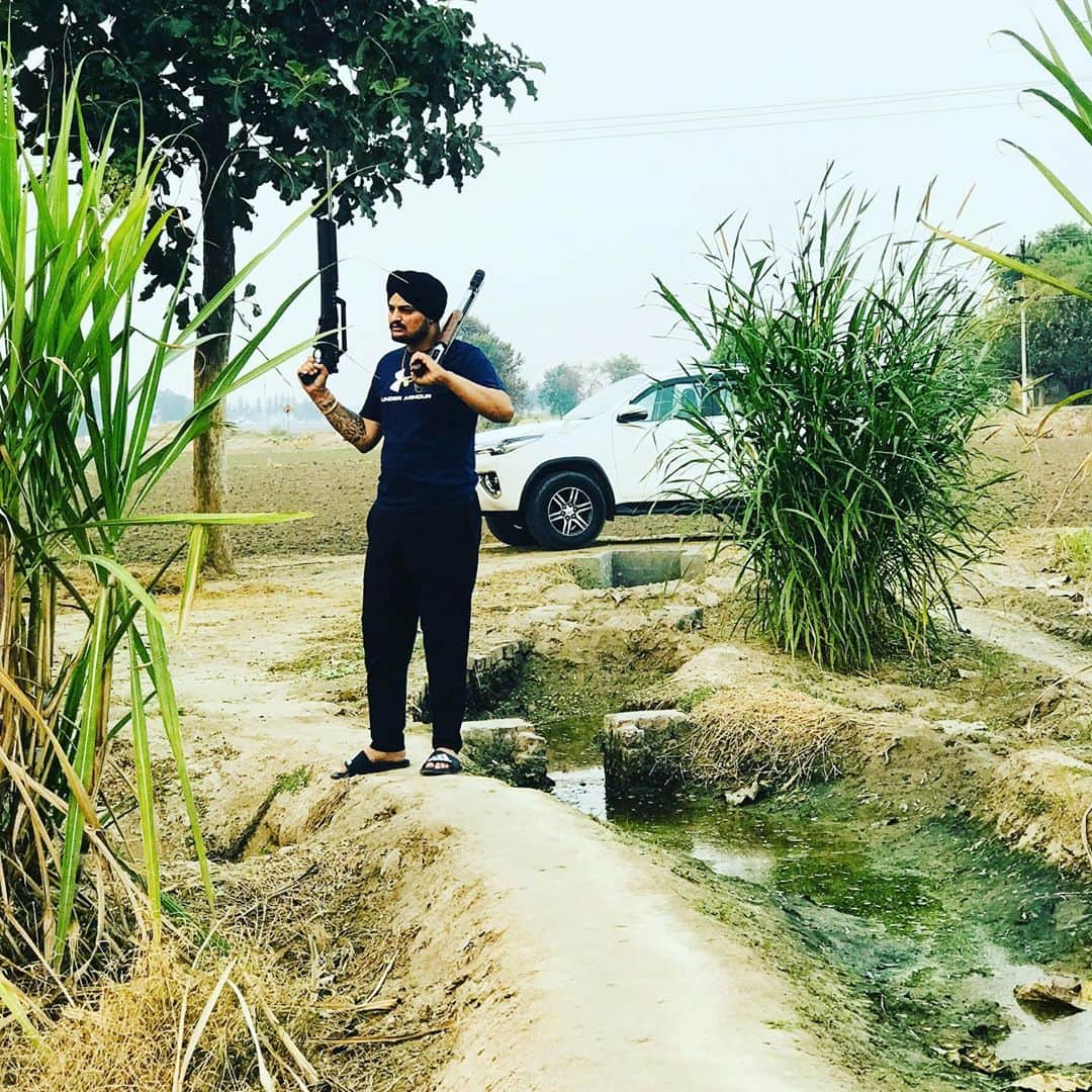 fir file against Sidhu Moose wala Mankirt Aulakh for make song on drug and gun Culture